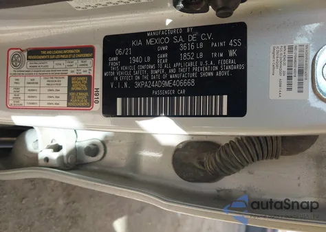 2021 Kia Rio Lx z USA, uszkodzony, nr VIN 3KPA24AD9ME406668